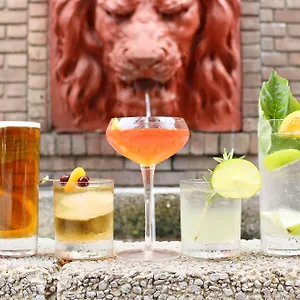 https://hilton-savannah-desoto.top-hotels-in-savannah.com