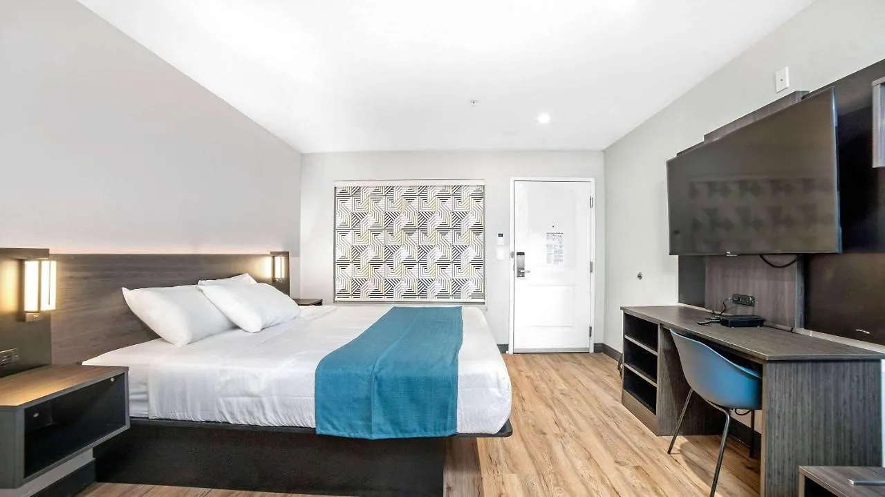Hotel Studio 6 Suites Stockton, Ca Waterfront