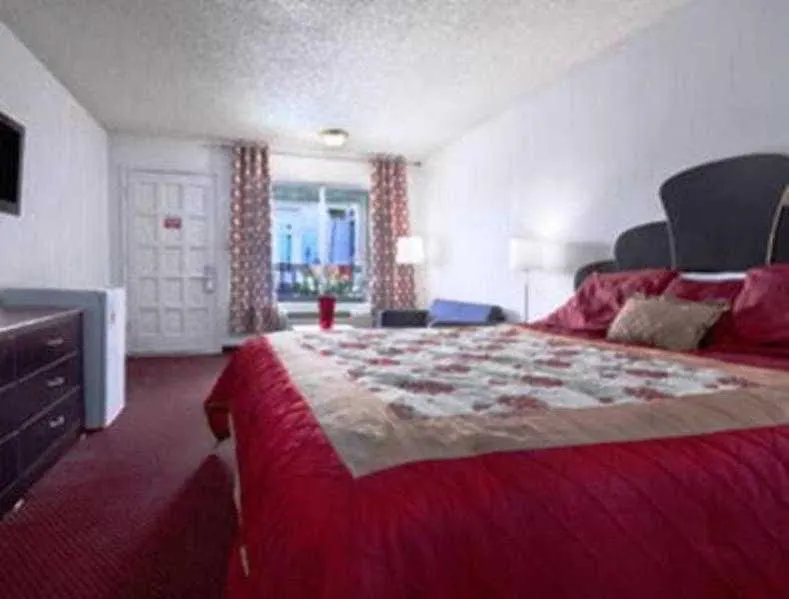 Hotel Studio 6 Suites Stockton, Ca Waterfront