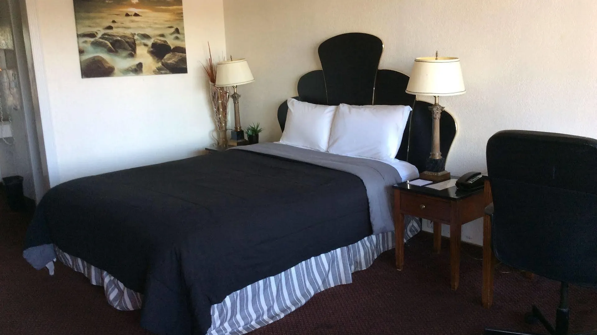 Studio 6 Suites Stockton, Ca Waterfront Stockton